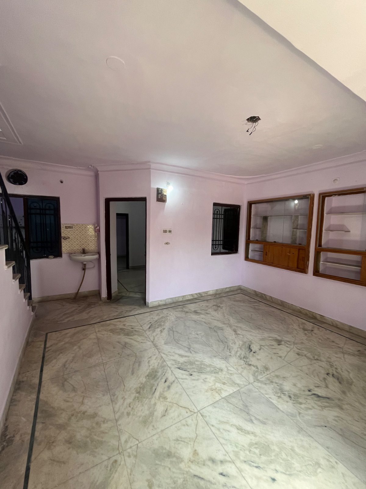 3 BHK House for Rent in Sector 6, Hiran Magri - Hall